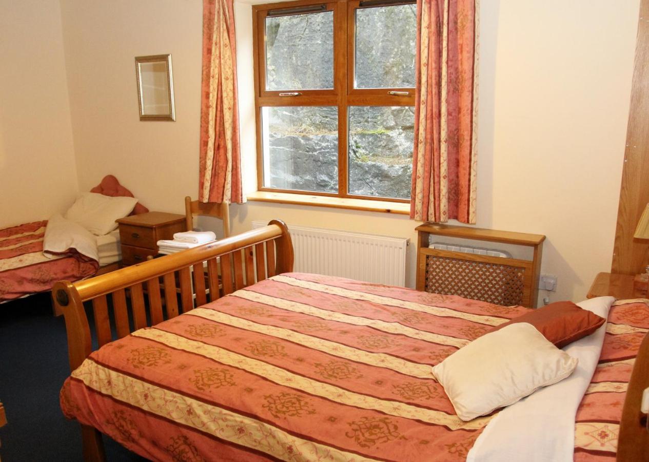 Clare'S Rock Self-Catering Accommodation Carron Esterno foto