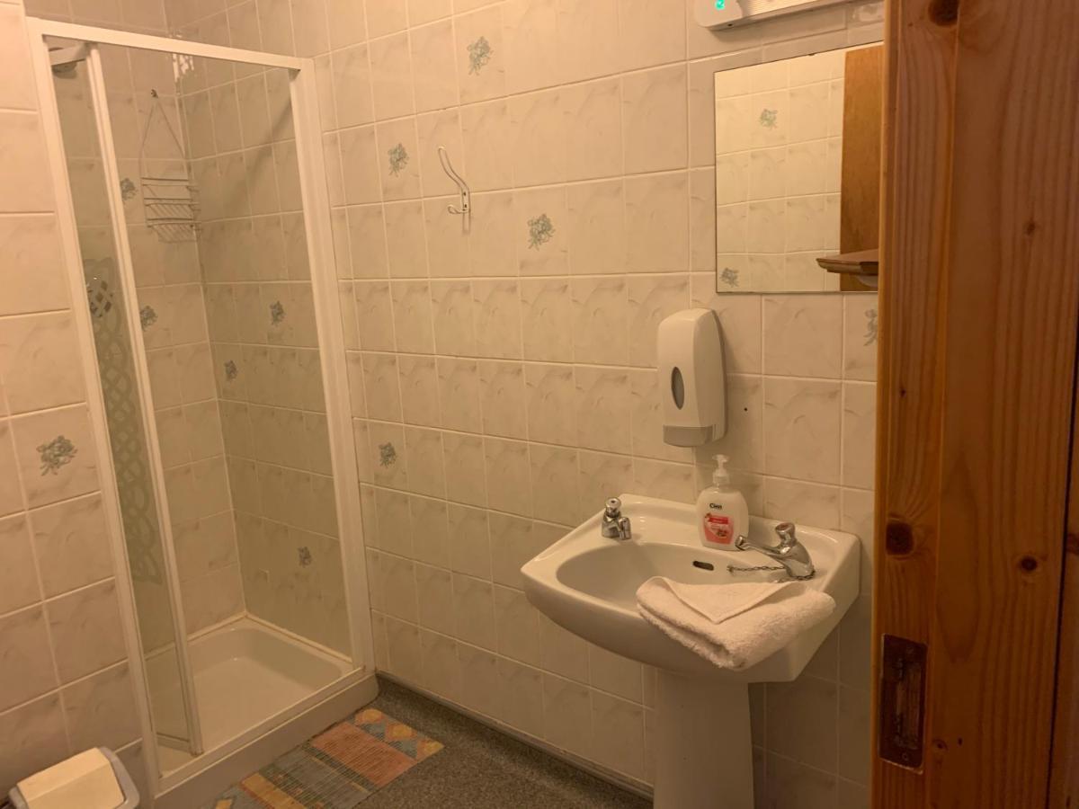 Clare'S Rock Self-Catering Accommodation Carron Esterno foto