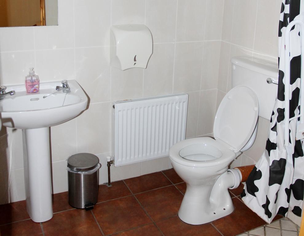 Clare'S Rock Self-Catering Accommodation Carron Esterno foto